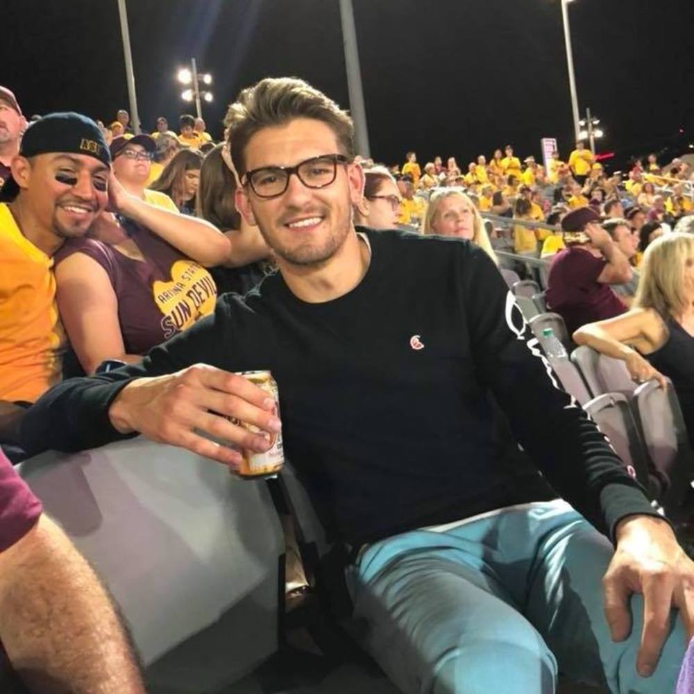 Meet your Posher, Cole